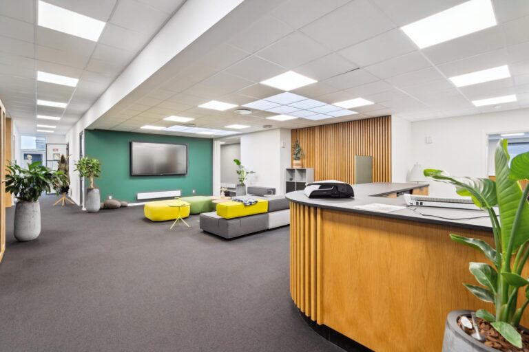 2f378fecb0b4d48952687f343671add3cc9dde39_w3456_h2304